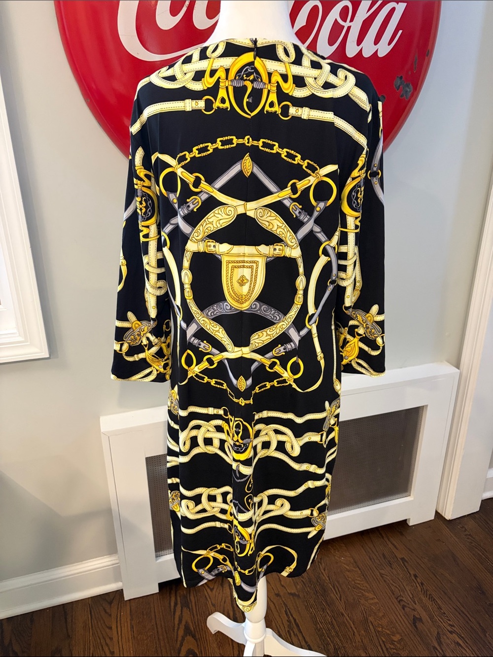 J. McLaughlin Black & Gold 3/4 Sleeve Equestrian Sophia Shift Dress. Size XL - Picture 6 of 9
